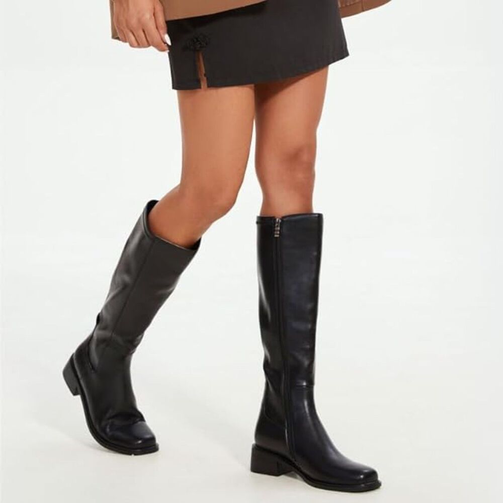 Knee High Black Boots Chunky Dress Square Toe Leather Heeled (Size 8)